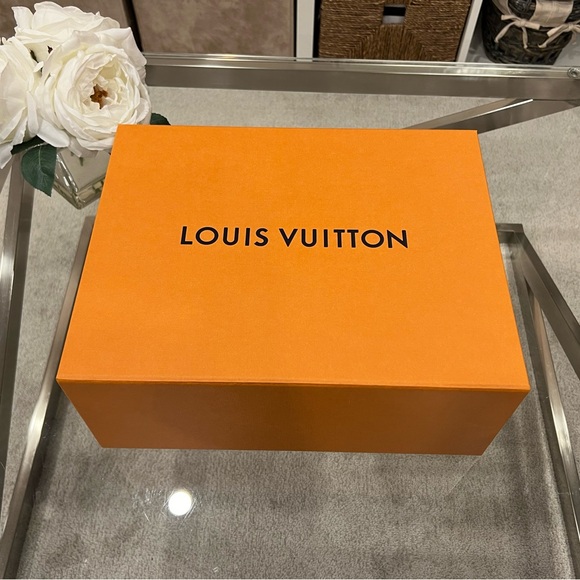 Louis Vuitton Drawer Gift Box - Picture 2 of 10